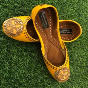 Haldi Special Mojris