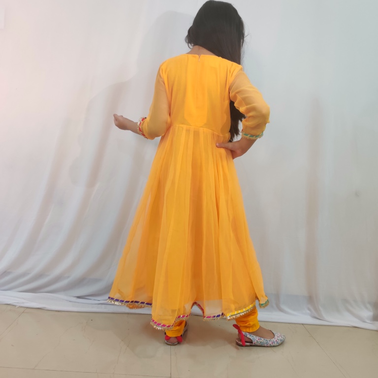 Georgette fabric suit - Image 4