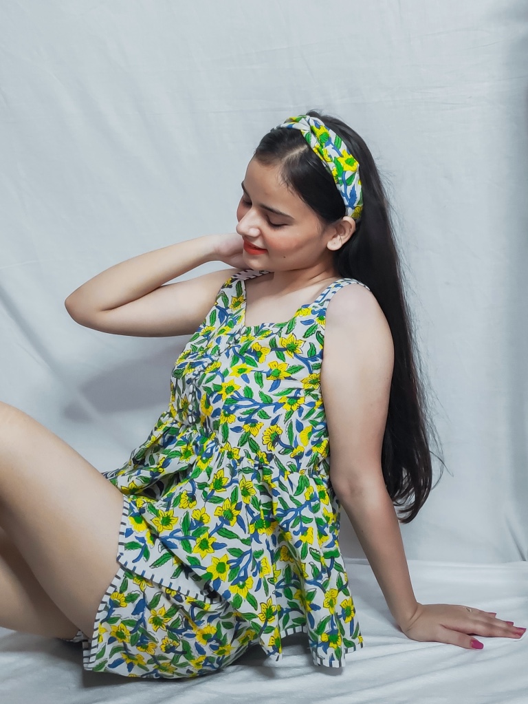 Goldenrod Night Wear - Image 2