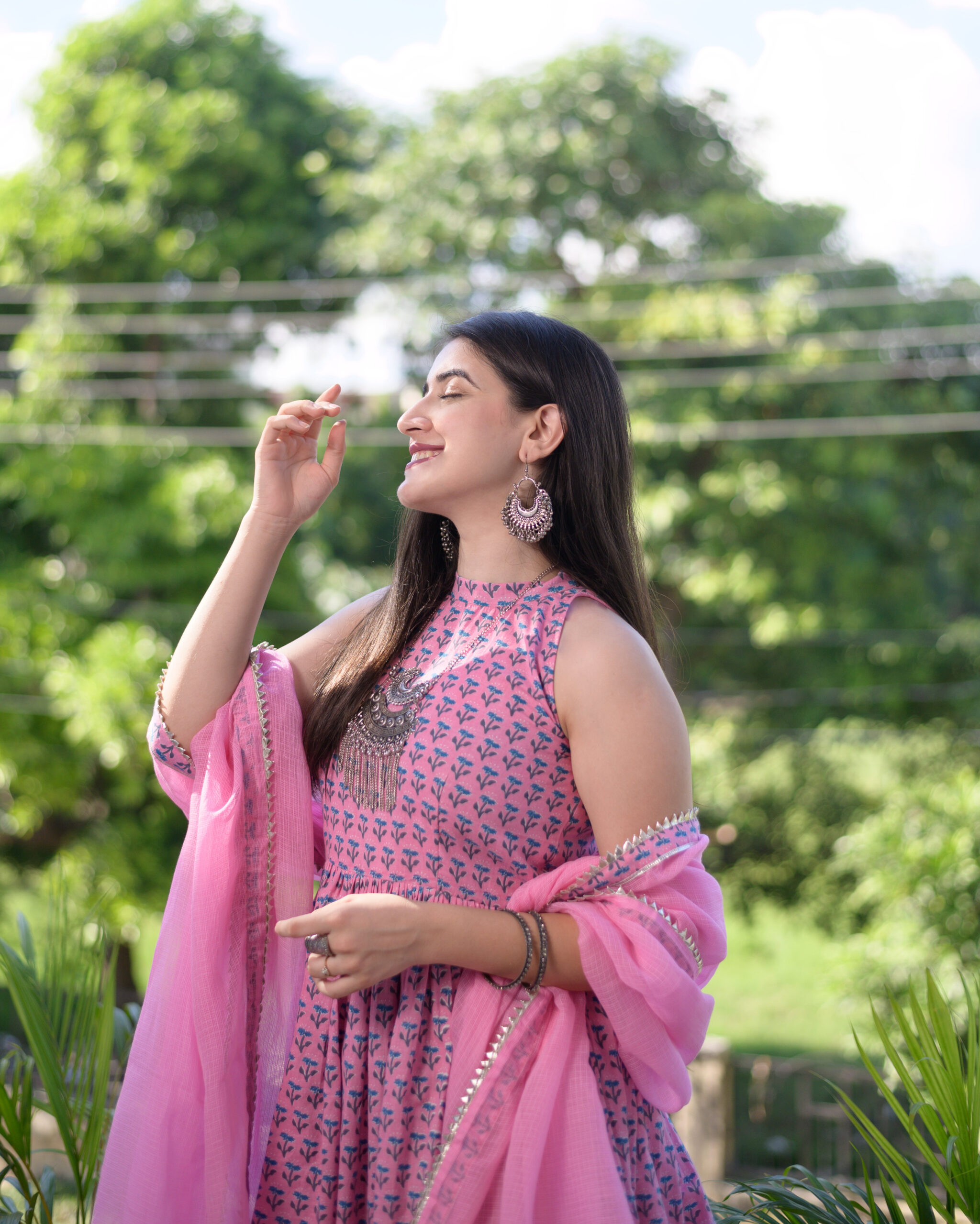 pink. LIBA SHARARA SUIT - Image 3